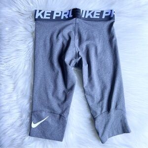 Nike Pro Boy’s 3/4 Printed Training Leggings Sz XS Gray